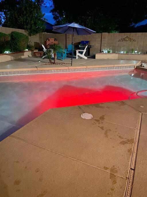 Private Paradise With Pool Heater, Spa, Billiards أفونديل المظهر الخارجي الصورة